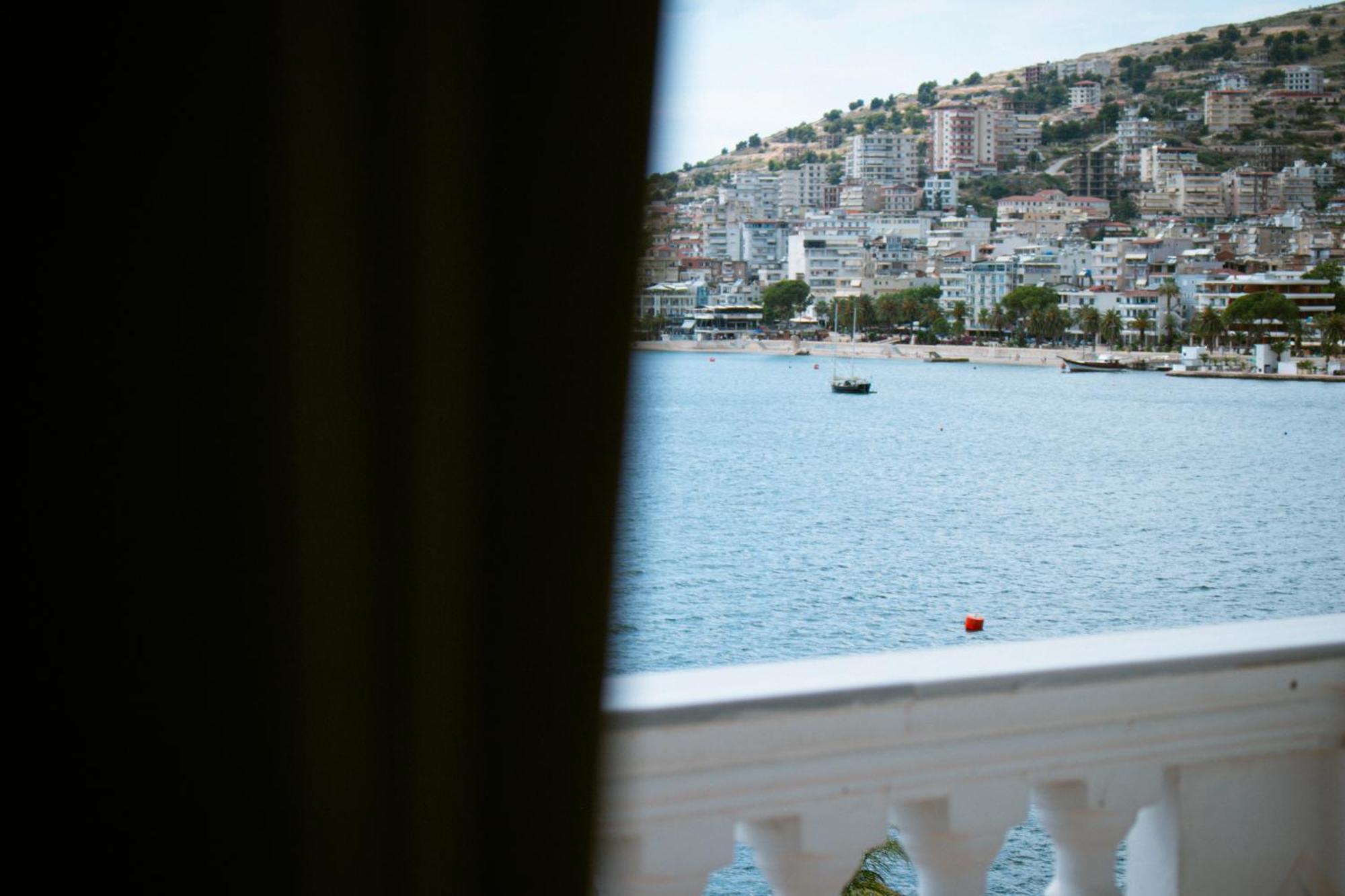 Hotel Fron Sarande Ngoại thất bức ảnh