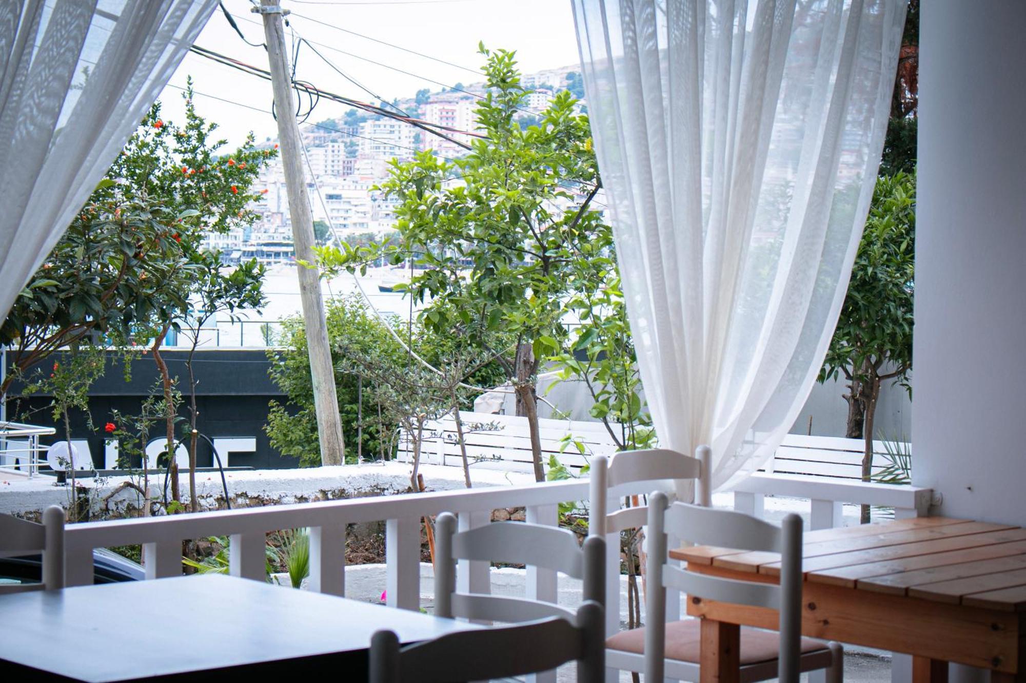 Hotel Fron Sarande Ngoại thất bức ảnh