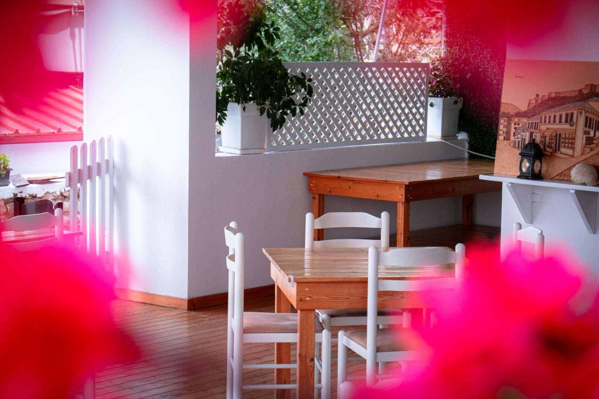 Hotel Fron Sarande Ngoại thất bức ảnh