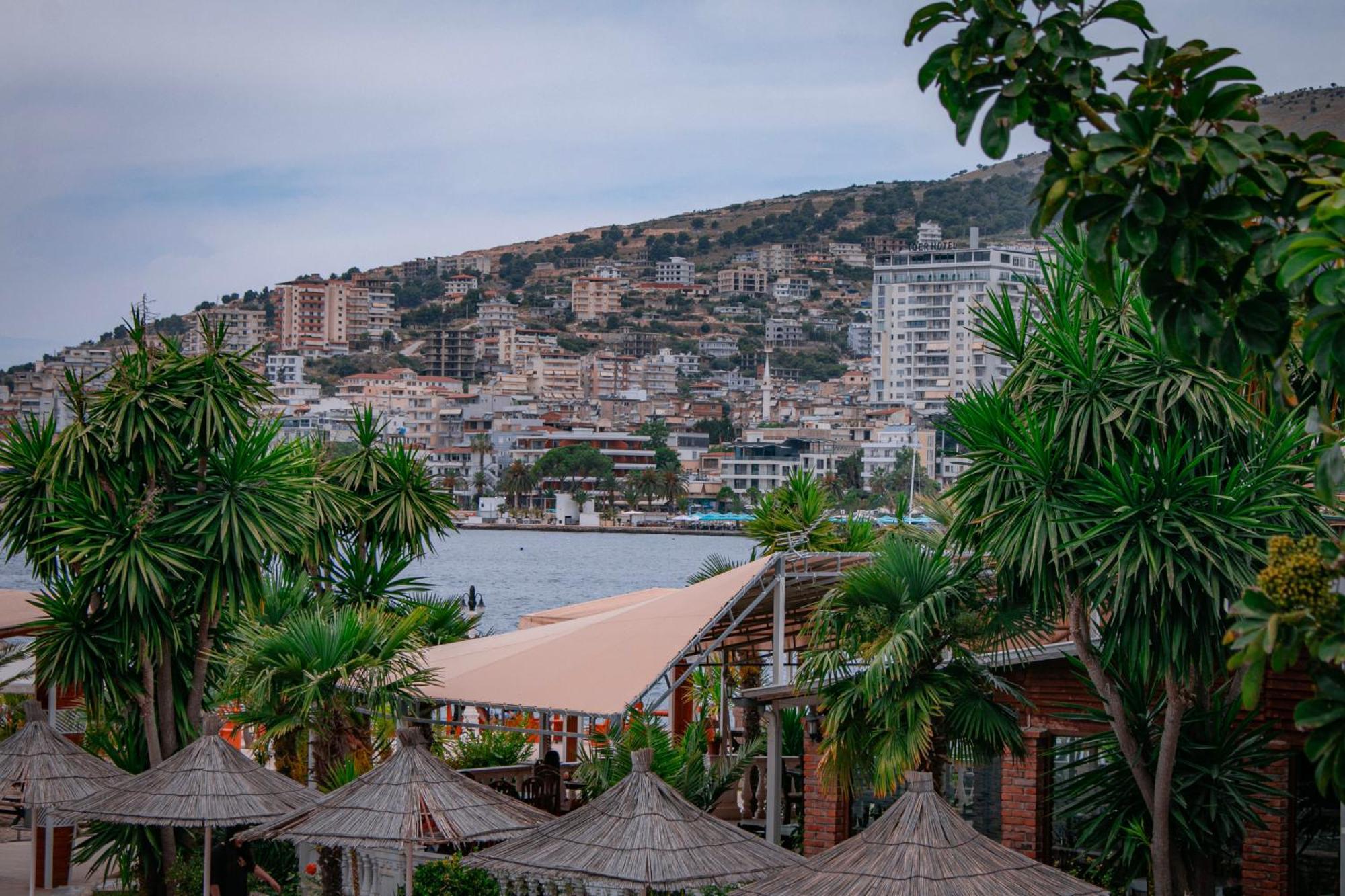 Hotel Fron Sarande Ngoại thất bức ảnh