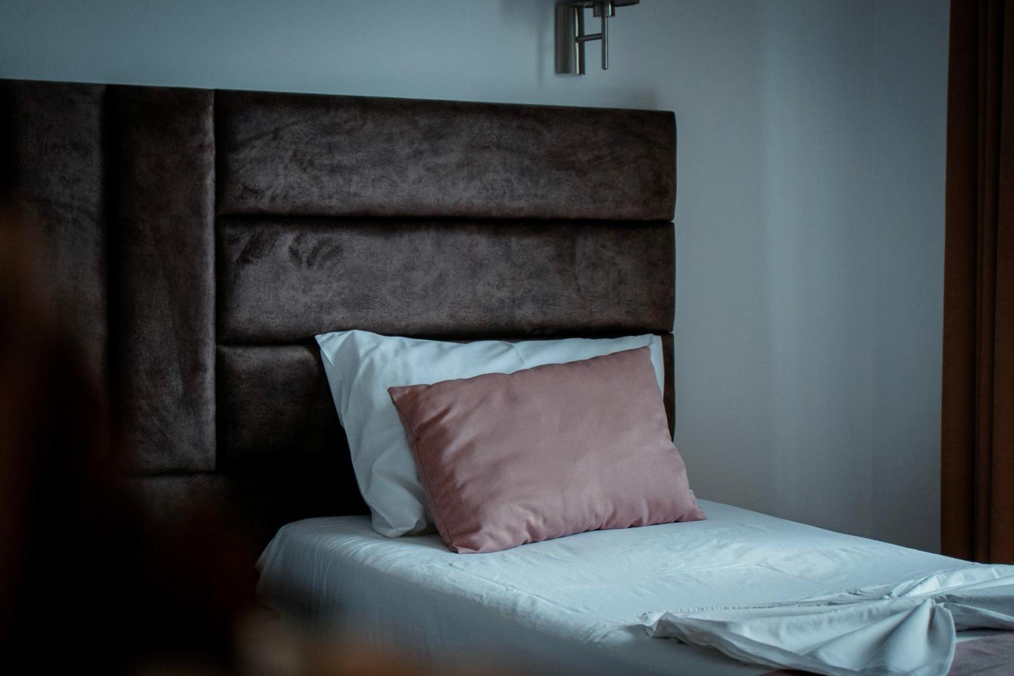 Hotel Fron Sarande Ngoại thất bức ảnh