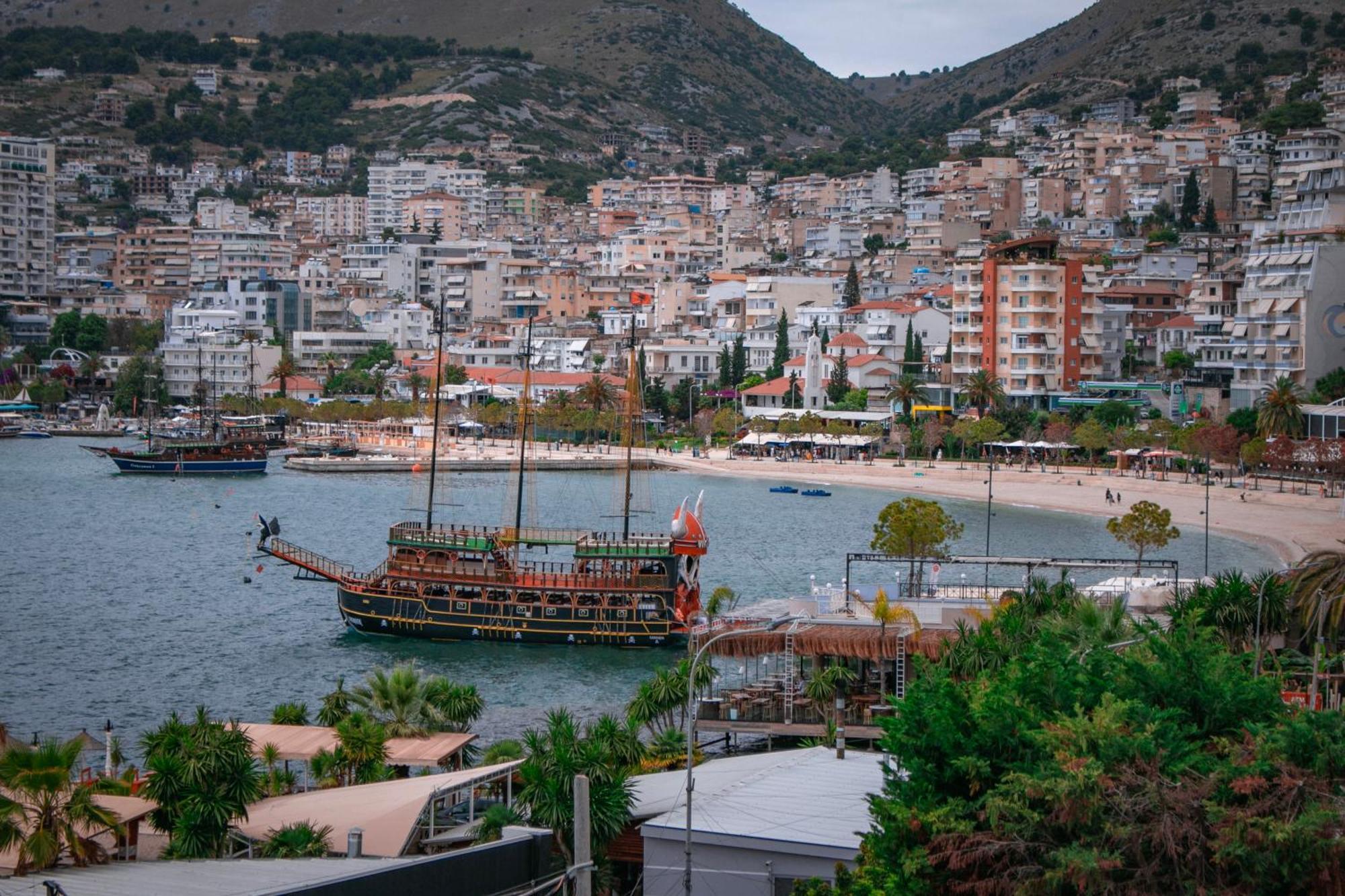 Hotel Fron Sarande Ngoại thất bức ảnh